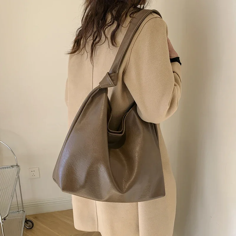 

Однотонные Женские повседневные сумки-тоуты из искусственной кожи на застежке, женские сумки, распродажа 2024, Высококачественная модная женская сумка с швейной нитью