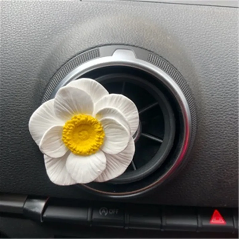 DOSAYOLA Gypsum Cute Animation White Lotus Car Accessories Auto