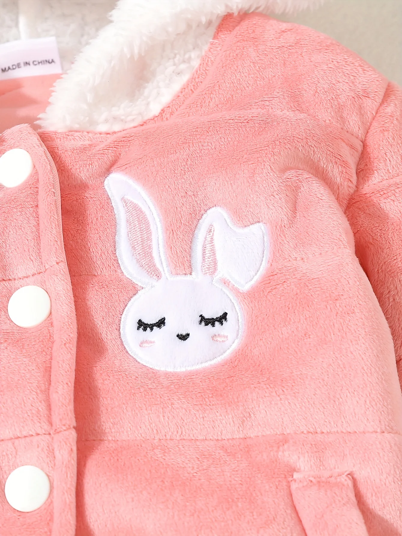 New Autumn And Winter Baby Girl Sweet Cute Bunny Embroidered Bread Clothing Warm Outdoor Snowstorm Cotton-Padded Clothing