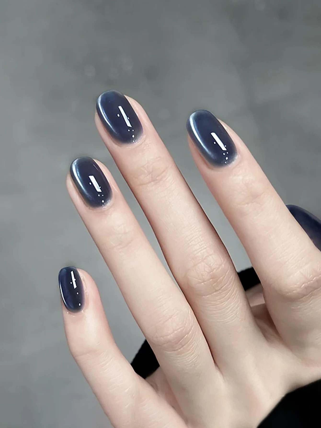 ZH Popular Blue Ink Cat's Eye Gel Nail Polish Autumn Winter Fashionable Color Flash Glass Beads Cat's Eye Nail Salon Exclusive 2