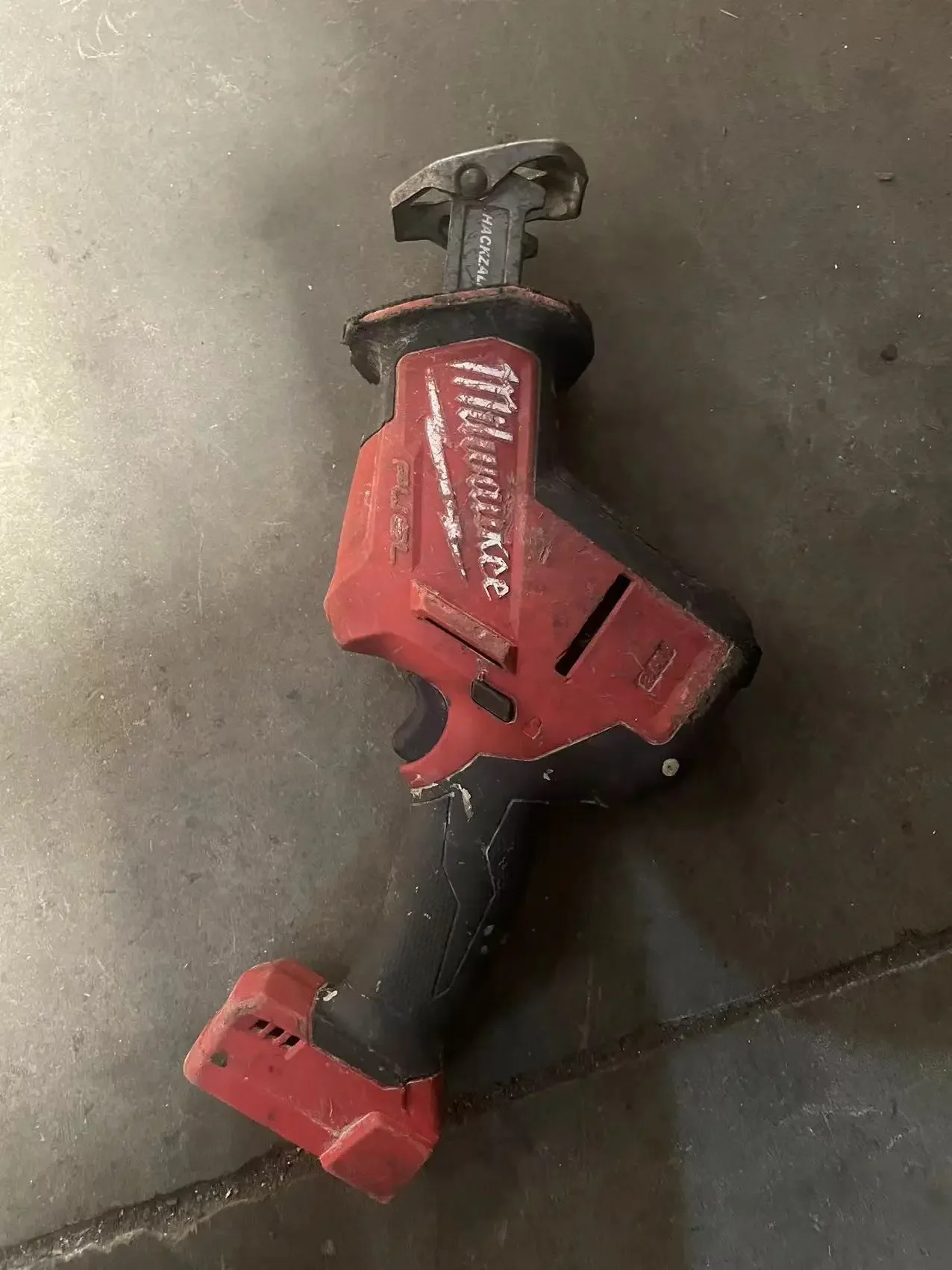 Milwaukee 2719-20 M18 FUEL Hackzall (Bare Tool) 18 Volt Reciprocaing Saw，SECOND HAND