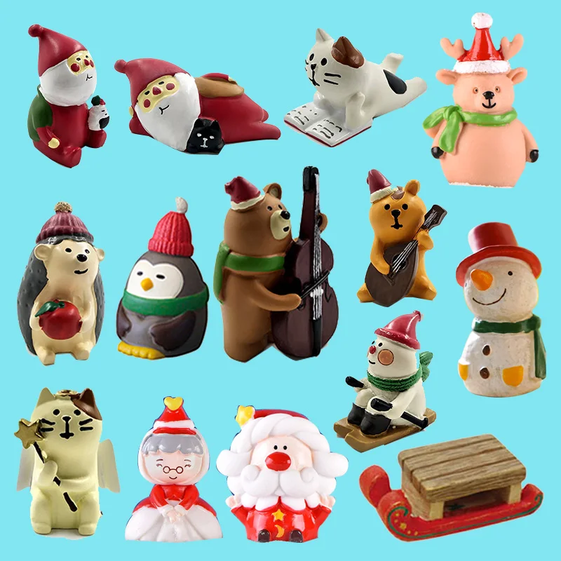 Christmas Skiing Animal Miniature Figurine - Festive Decoration & Resin Craft Ornament