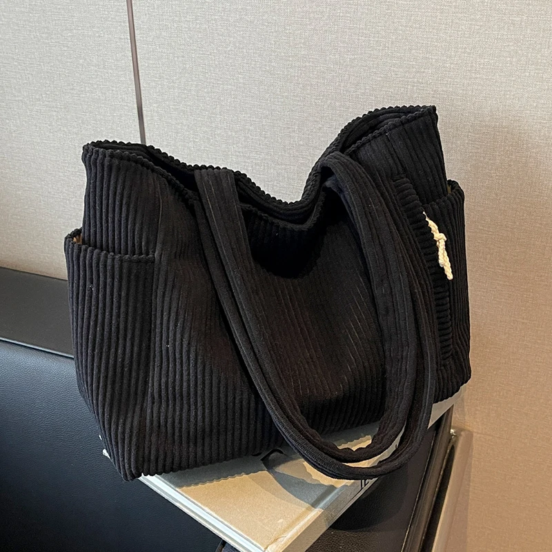 Ladies' large capacity multi pocket tote bag, reasonably divided, vintage classic tote bag, suitable for daily commuting, vacati