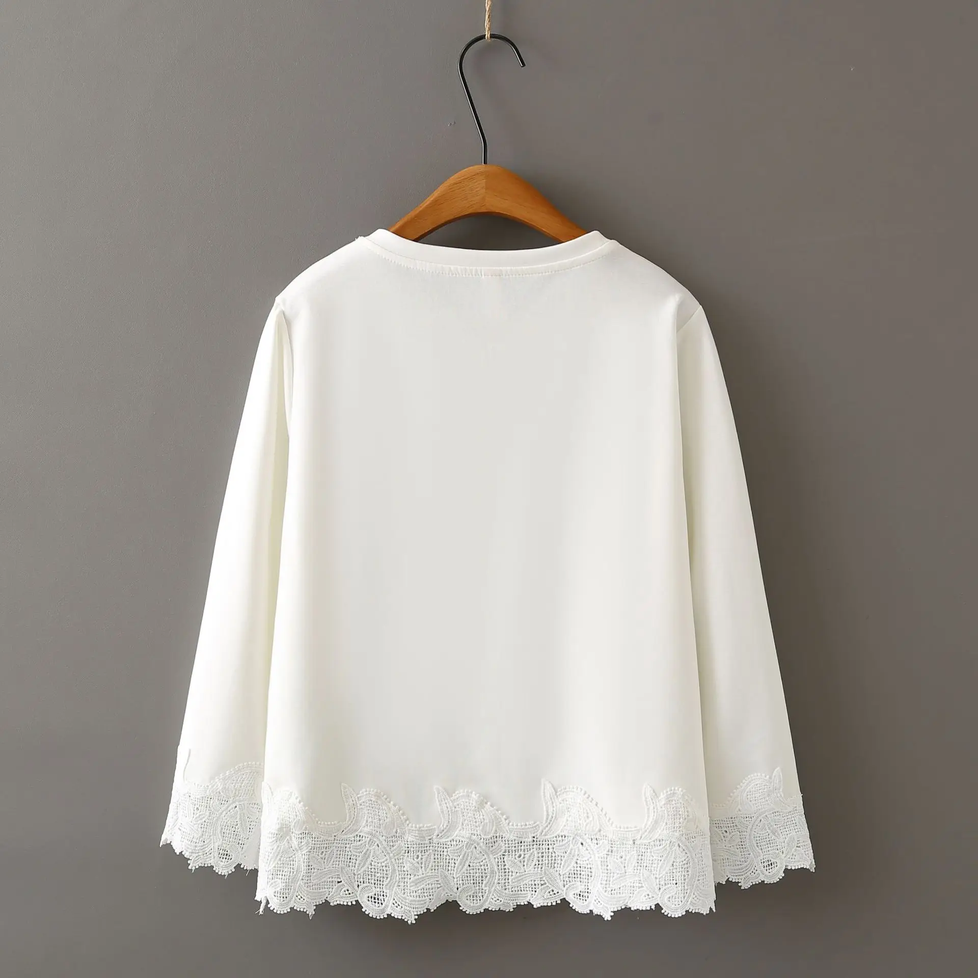 Fashion Plus Size Women's T-Shirt 2025 Autumn New Fashion Lace Patchwork Long Sleeve Stylish Casual Tops 2522