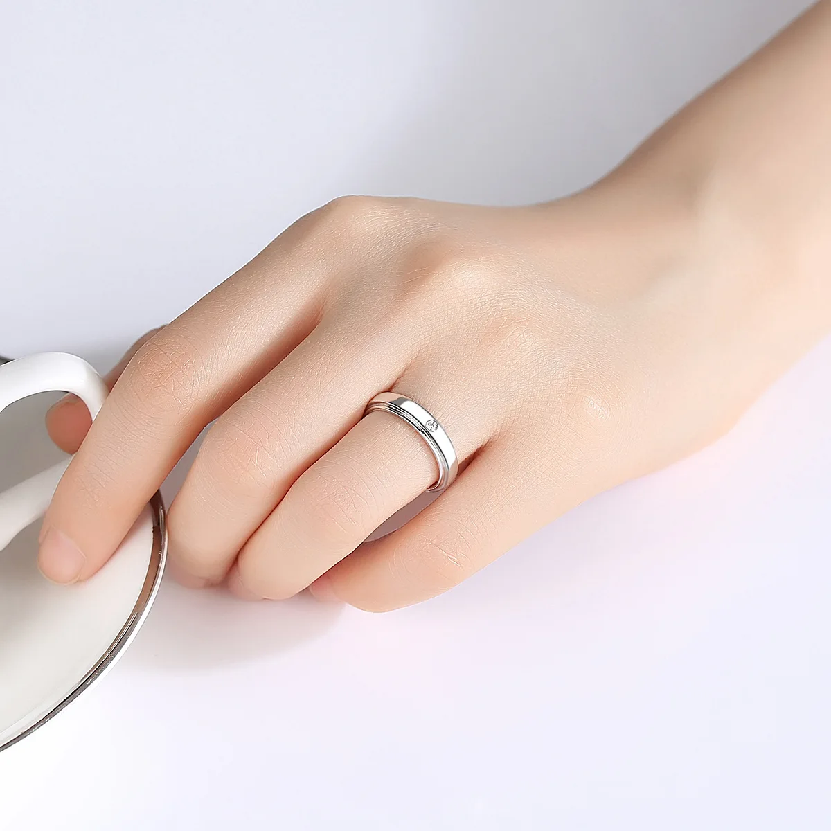 Buyee  커플 반지 라이트 화이트 지르콘 반지 손가락 여성을위한 남성 패션 웨딩 파인 쥬얼리 서클