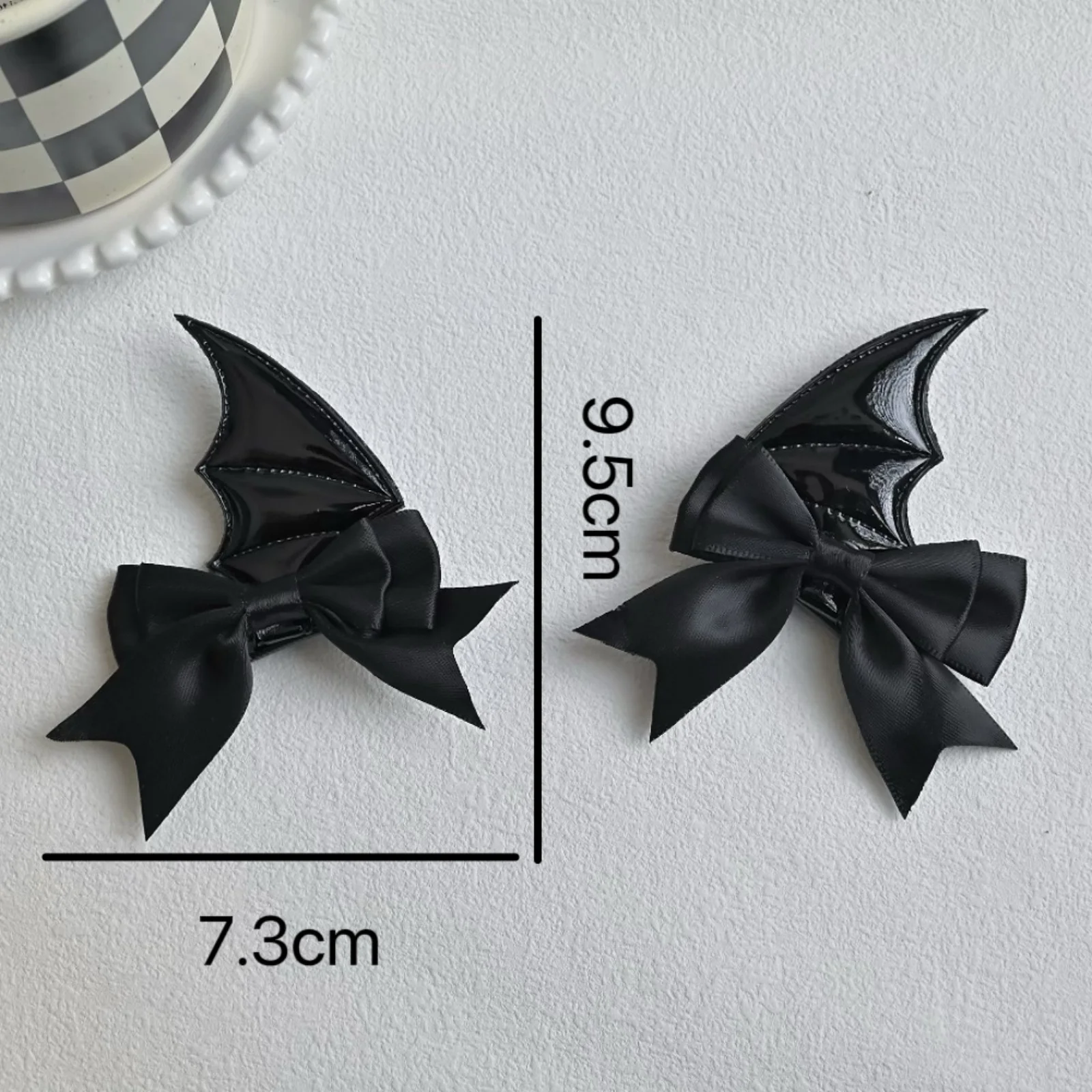 2PCS Halloween Devil Horn Bow Hair Clips, 4Pcs Black & Red Bat Wing Hairpins, Cute Cosplay Hair Accessories
