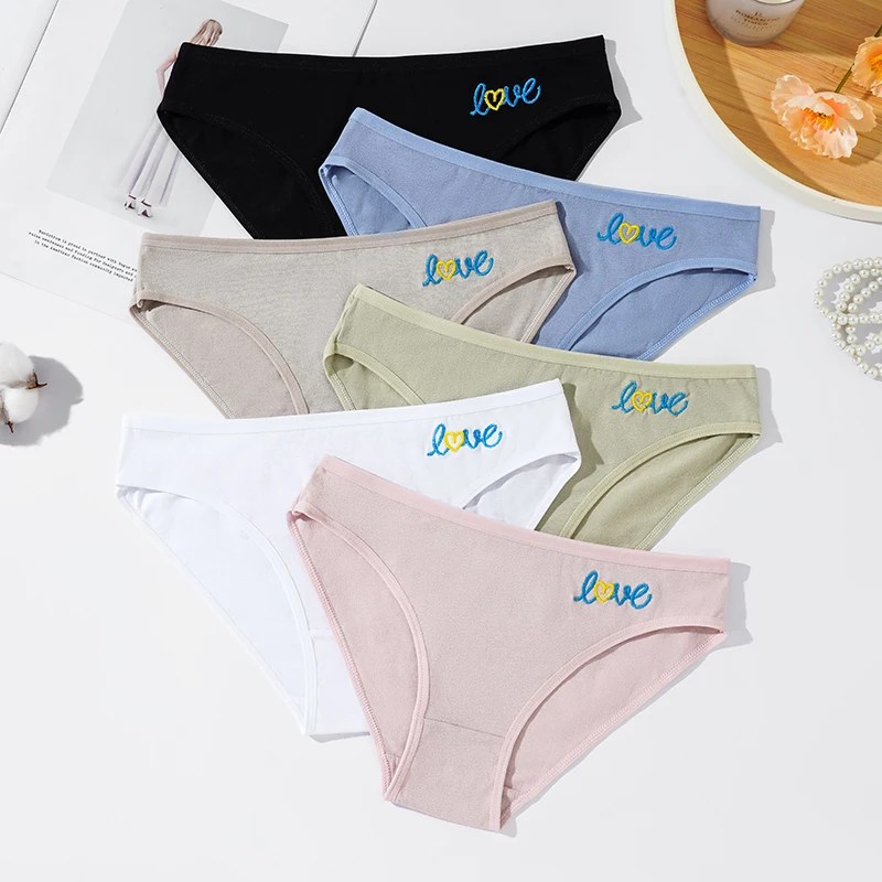 

Женские однотонные бесшовные трусики, удобное вентилируемое нижнее белье для женщин, сексуальные трусики со средней посадкой и вышивкой, н...