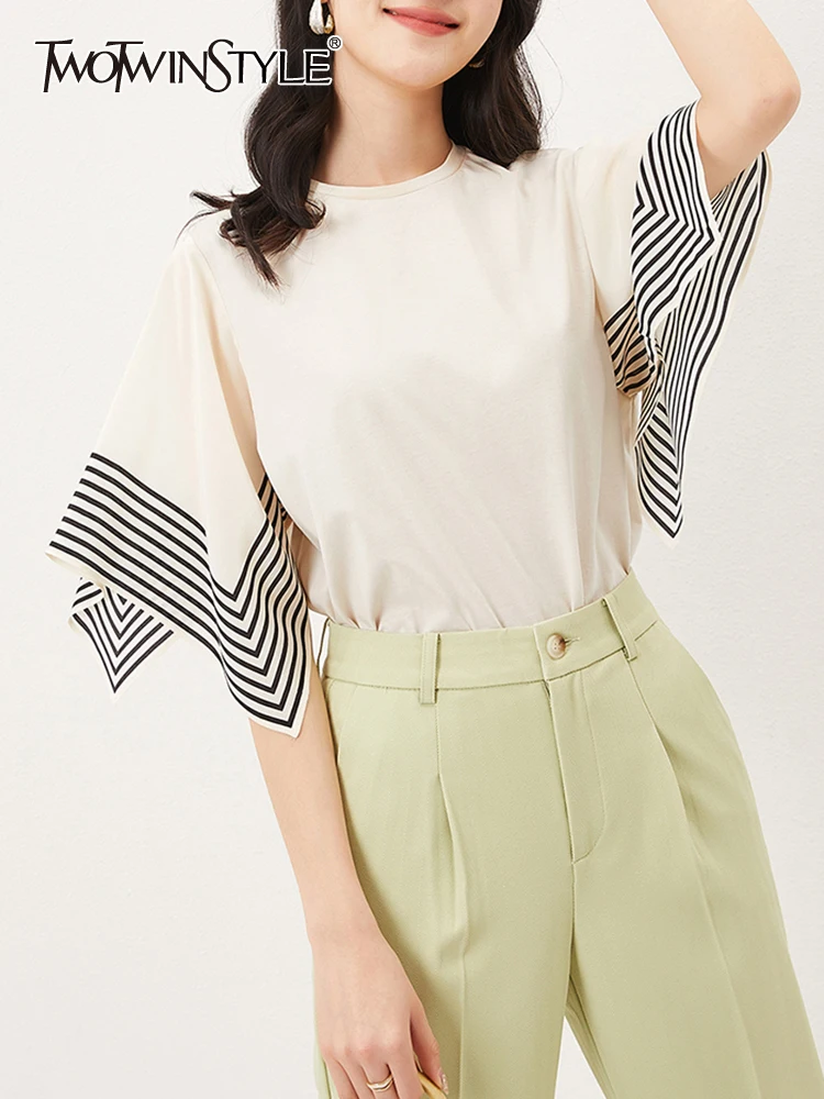 

TWOTWINSTYLE Hit Color Striped T Shirts For Women Round Neck Short Sleeve Loose Summer Pullover T Shirt Female Fashion 2023 New
