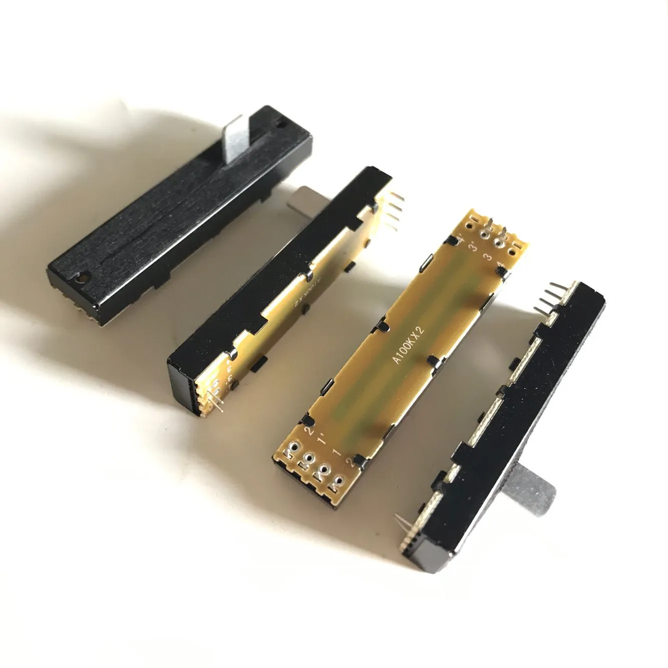 4PCS 72MM Straight Sliding Potentiometer Fader Track Type A100K A100Kx2 Handle Length 10MM Handle wide 8MM