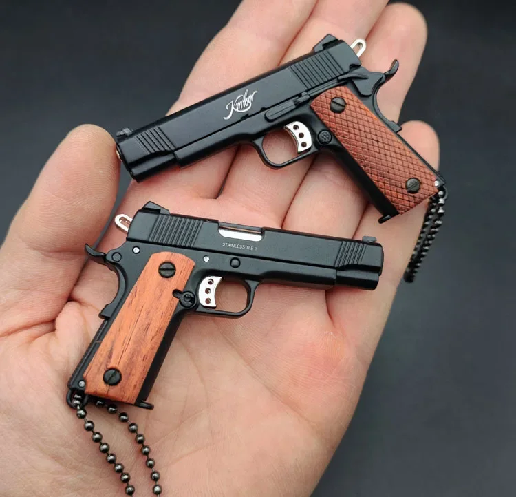 1PCS 1:3 미니 KIMBE R 1911 총 권총 장난감 미니어처 모델 키 체인 풀 메탈 쉘 합금 선물 장난감 (사격 불가) (상자 없음)