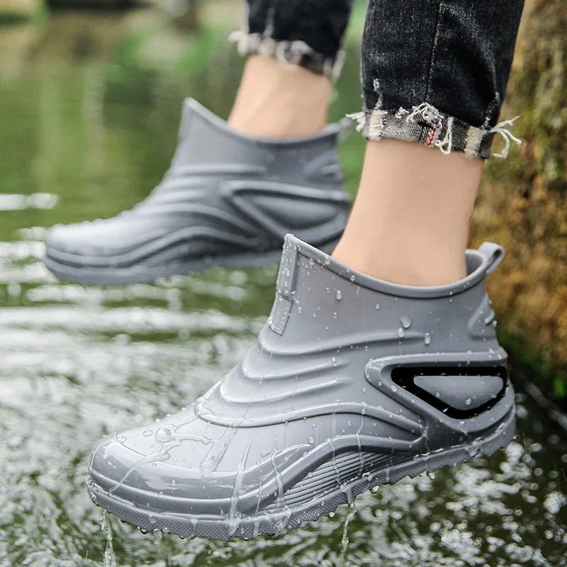 Waterproof Rain Shoes Men Fishing Shoes Beach Sandals PU Chef Shoes Non-slip Mid Top Footwear Outdoor Work Shoes Plus Size 39-46