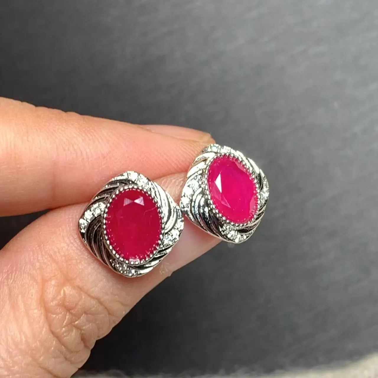 Oval Natural Ruby Earrings 925 Silver Stud Earring For Women 925 Sterling Silver Cute Gift Prevent Allergy Fine Jewelry