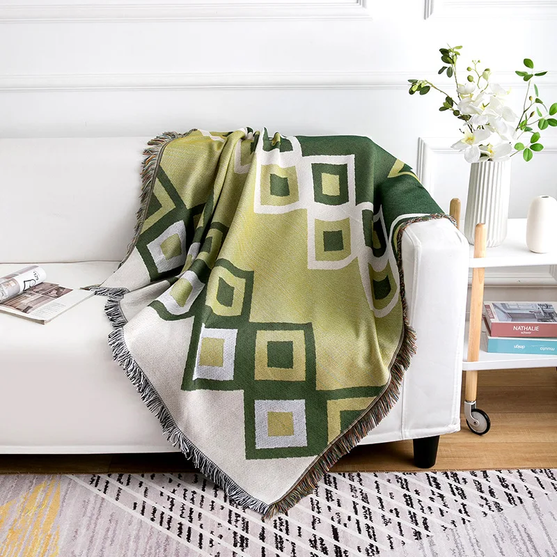 

European Minimalist Style Sofa Blanket Green Geometric Diamond Tapestry Aesthetic Room Decorative Warm Autumn Cover Blanket