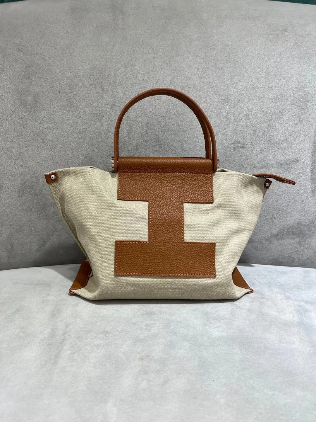 Dave&Di British Fashion Retro Canvas Leather Stitching Large Capacity Bag Commuter Tote Casual Messenger Bag Women