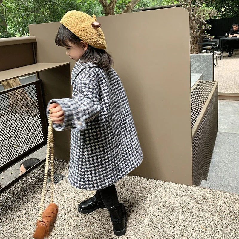 Рисунок 5 - Шерстяное пальто для девочек