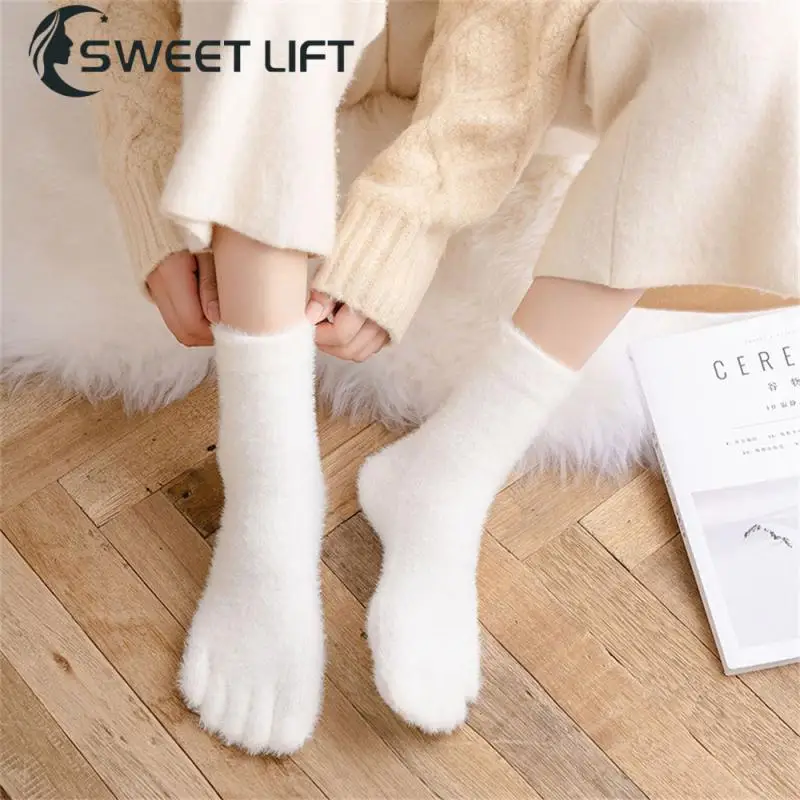 

Socks Thick And Fluffy Fashionable Solid Color Socks Winter Fashion Imitation Mink Cashmere Socks Warm And Comfortable Lovely