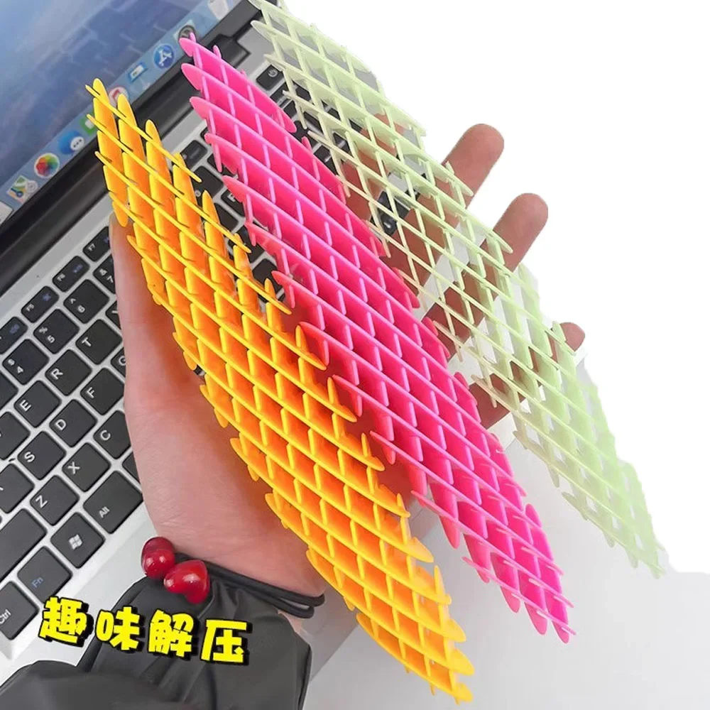 Fidget Worm Novel Toys Six Sided Small Worm Decompression Artifact Stress Relief Weird Worms Fidget Toy Kids Hand Relief Toy fidget toy sensory fidget toy anti stress toy