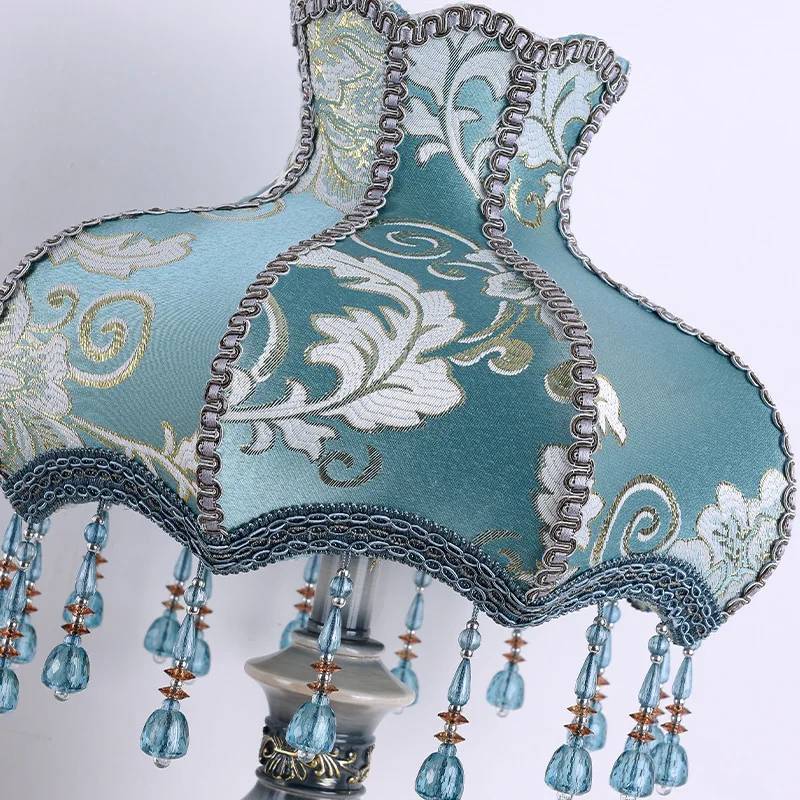 Lampada da Comodino Europea Creativa e Lussuosa Stile Americano Retrò - immagine 5