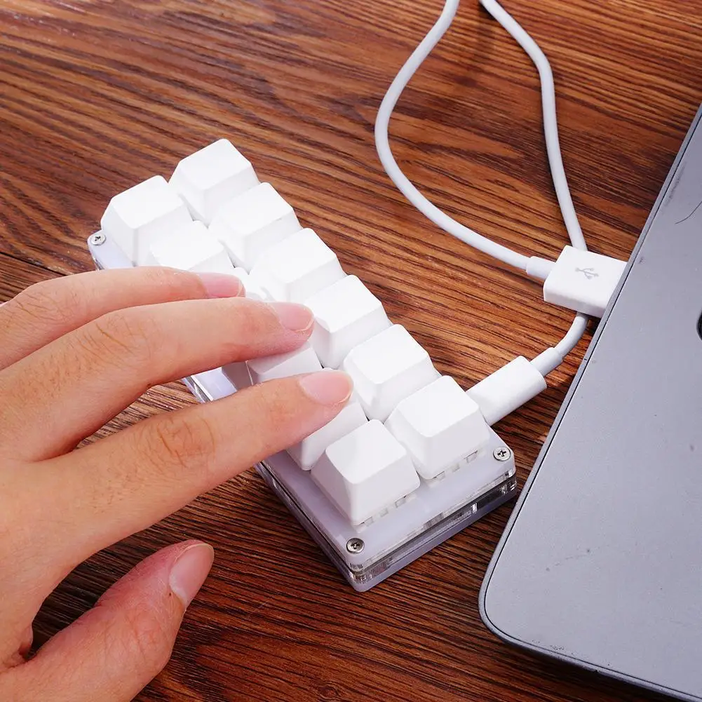 Mini Mechanical Portable Keyboard for Gaming Drawing