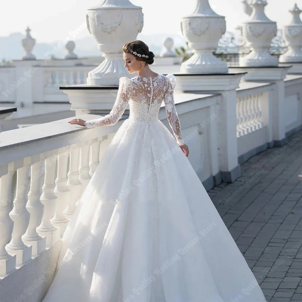 Рисунок 2 - Женское свадебное платье с принтом It's yiiya