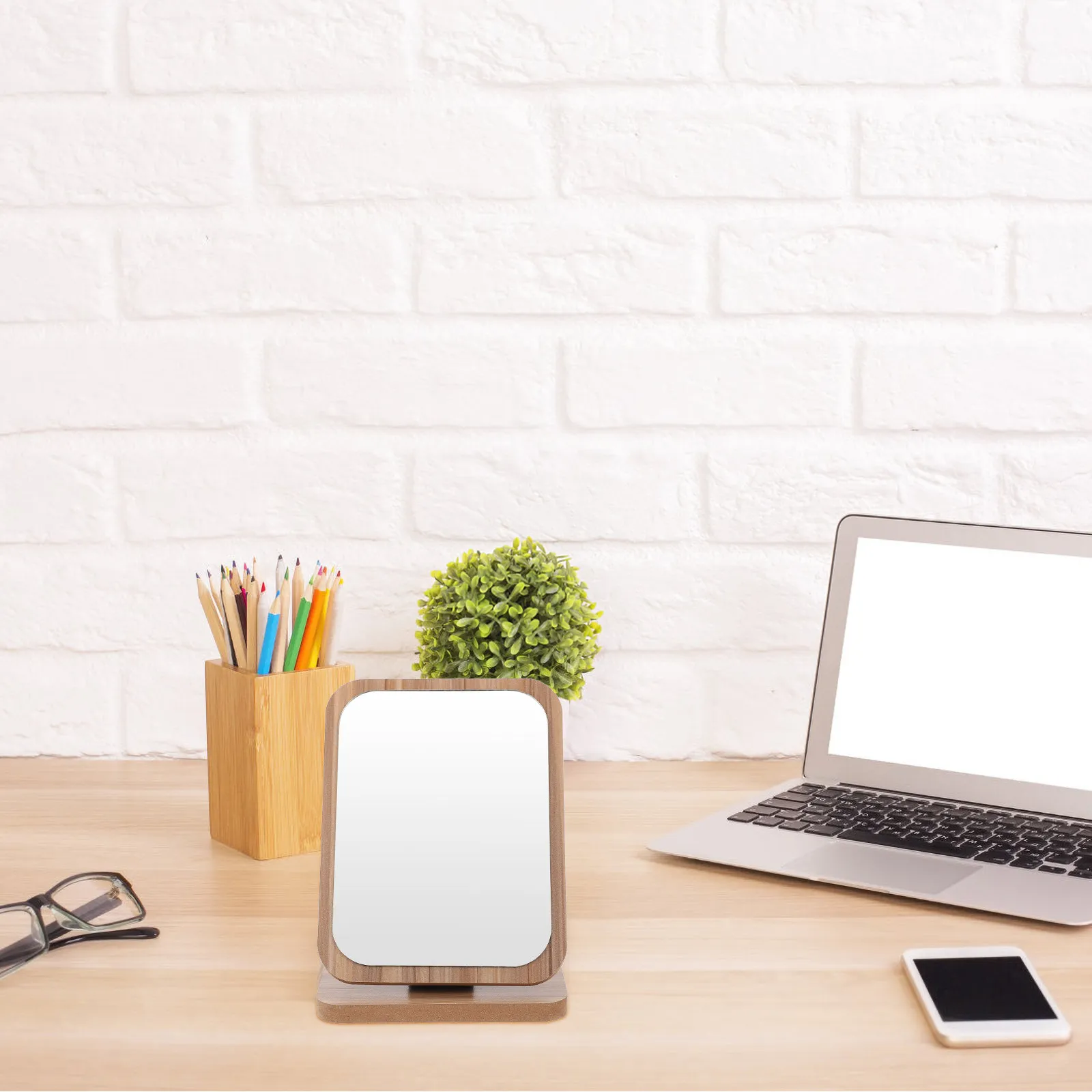 1Pcs 탁상용 거울 나무 베이스 견고한 구조로 청소가 쉬운 표면 가정용 기숙사 책상 패션 액세서리에 적합