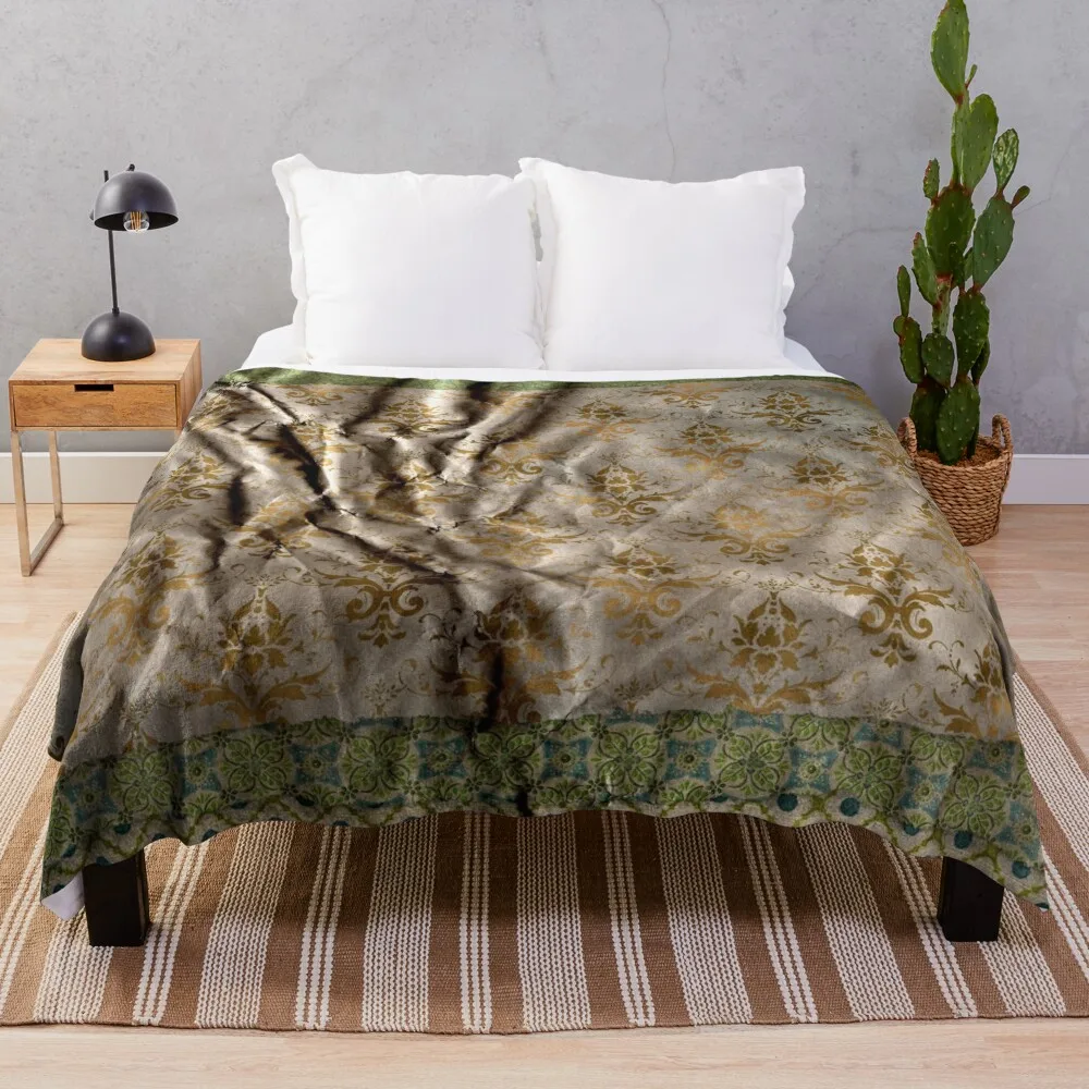 

Wrinkled Gilded Damask Throw Blanket Cute Plaid Baby Blankets