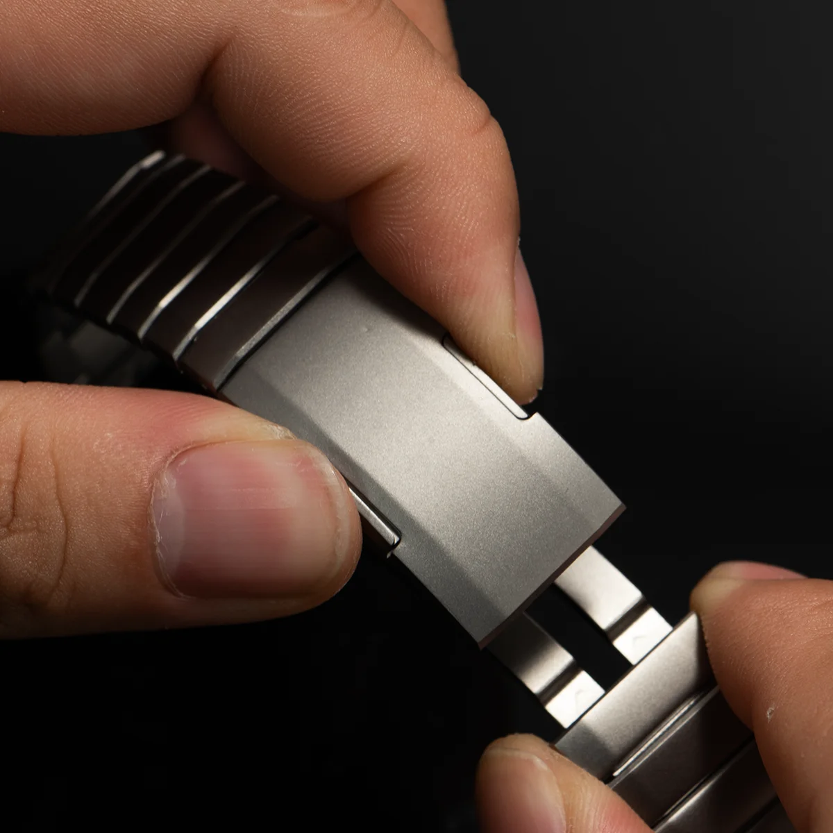 Premium Stainless Steel Watch Band - Elegant Strap Bracelet