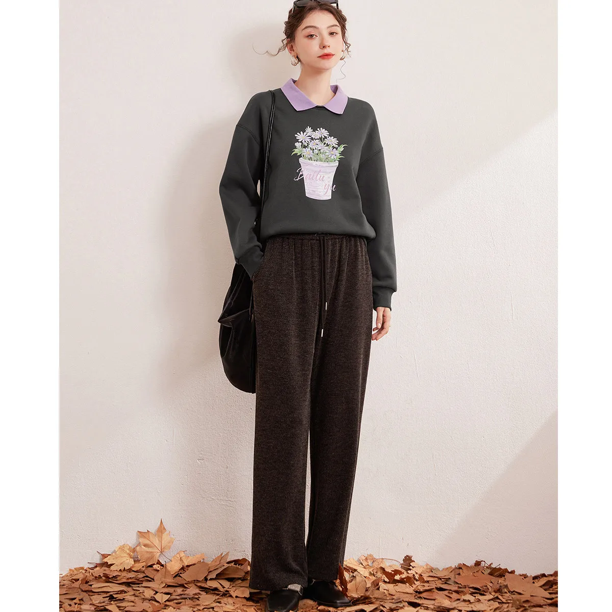 LOUIS YAO 2024 Winter Color Blocked Collar with Thick Velvet Printed Bead Embroidered Micro Elastic Loose Women's Hoodie 3