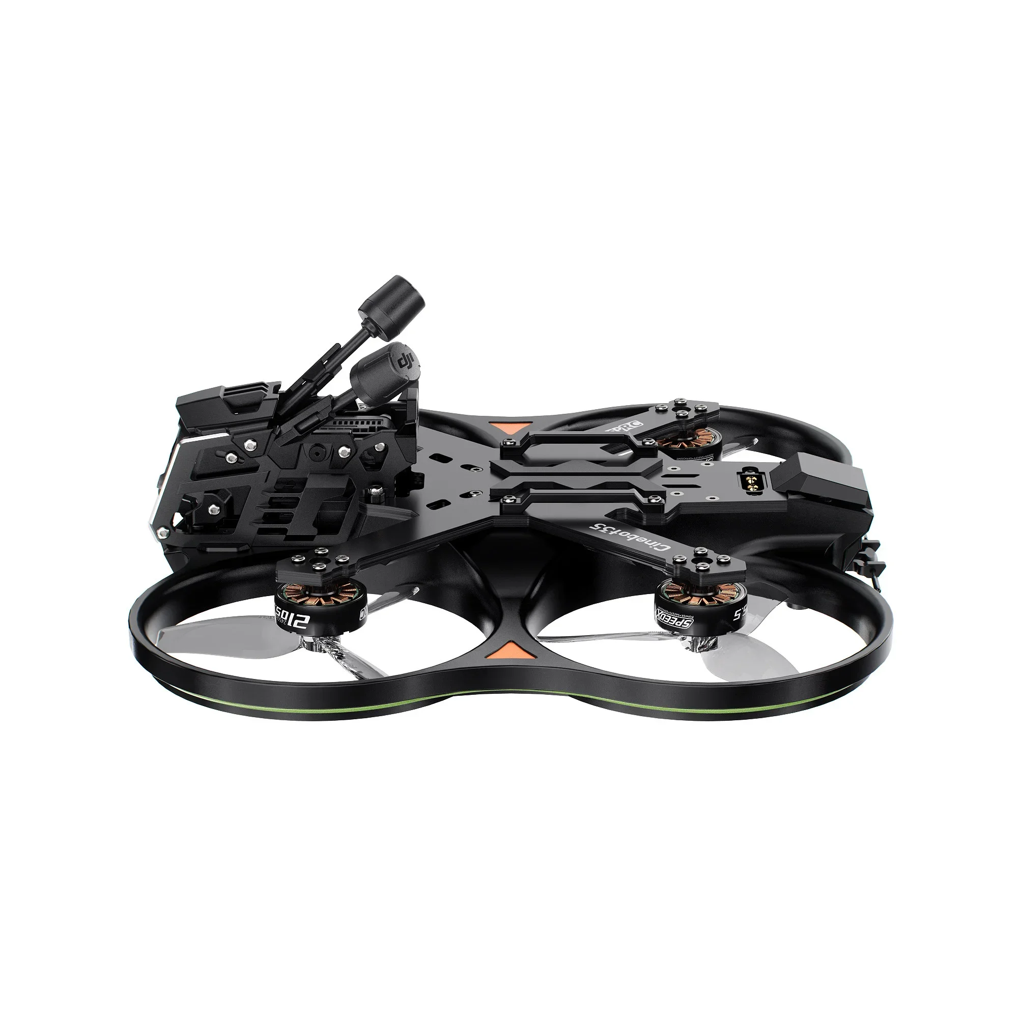 Le GEPRC Cinebot35 en vol, capturant des séquences cinématographiques avec le système DJI O4 Pro.