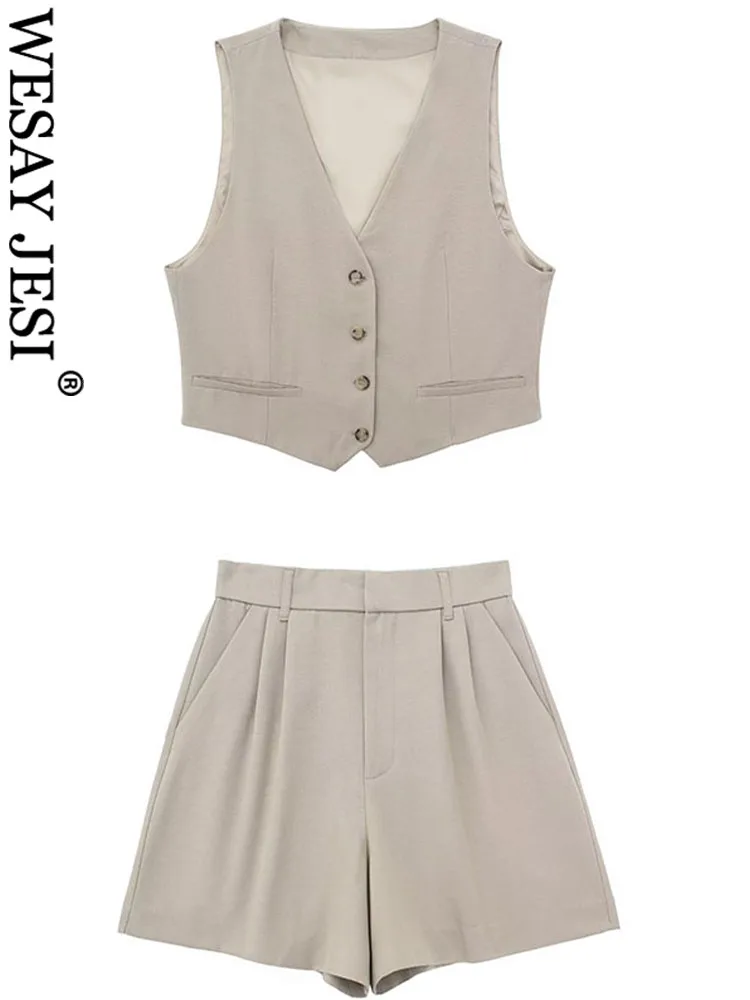 

Женский офисный костюм из жилета и шортов, из хлопка и льна