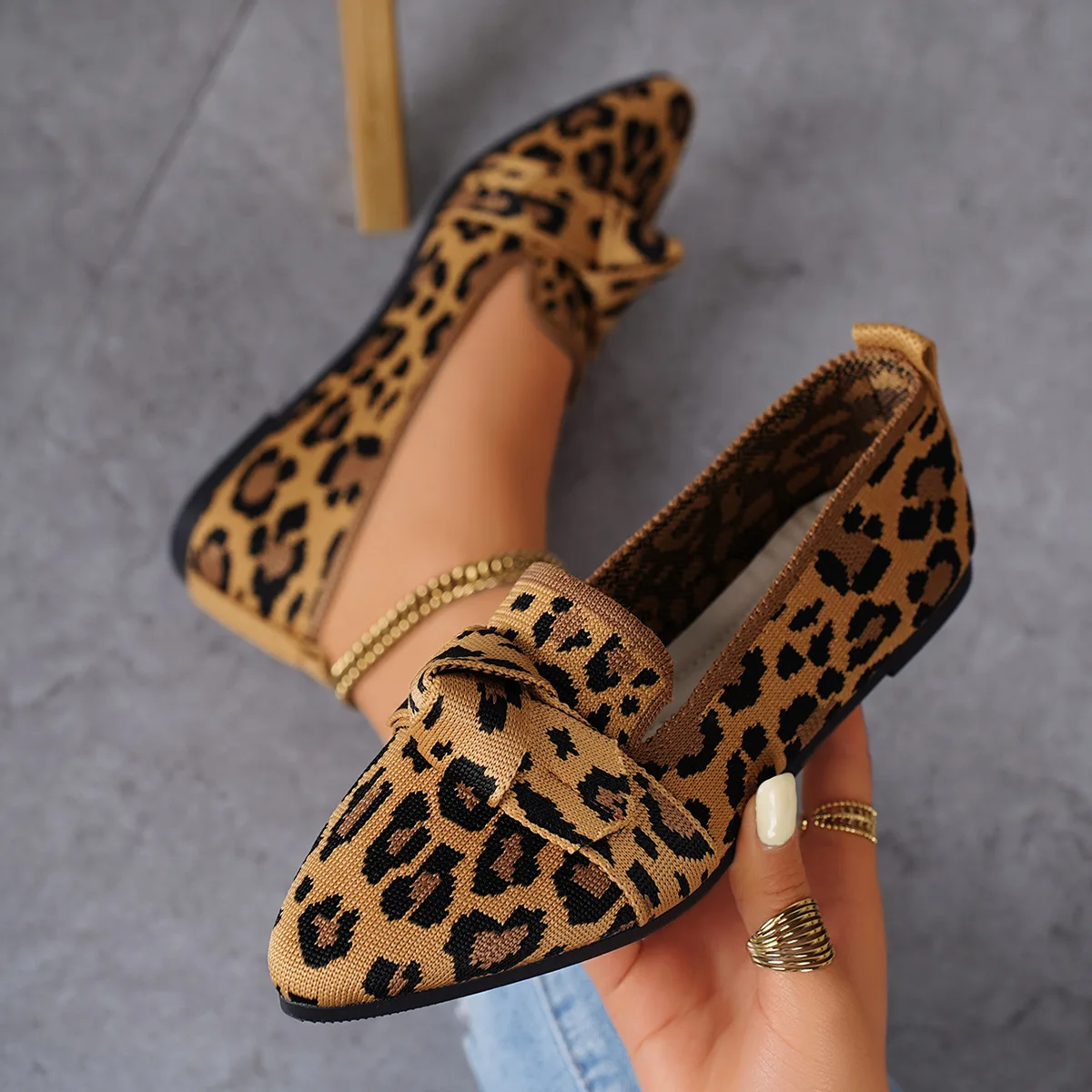 Damen-Schuhe mit Leopardenmuster und Schleife, spitze Zehenpartie, große Größe, flache Schuhe, lässig, atmungsaktiv, bequem, rutschfest, Slip-on-Loafer