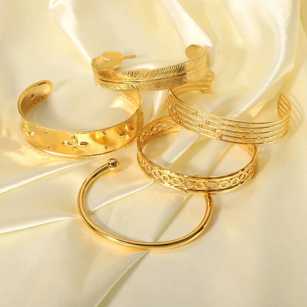 Stainless Steel Bangles Bracelet for Women Luxury Gold Color Cuff Bracelet Femme Fashion Wedding Jewelry Valentines Day Gift 6
