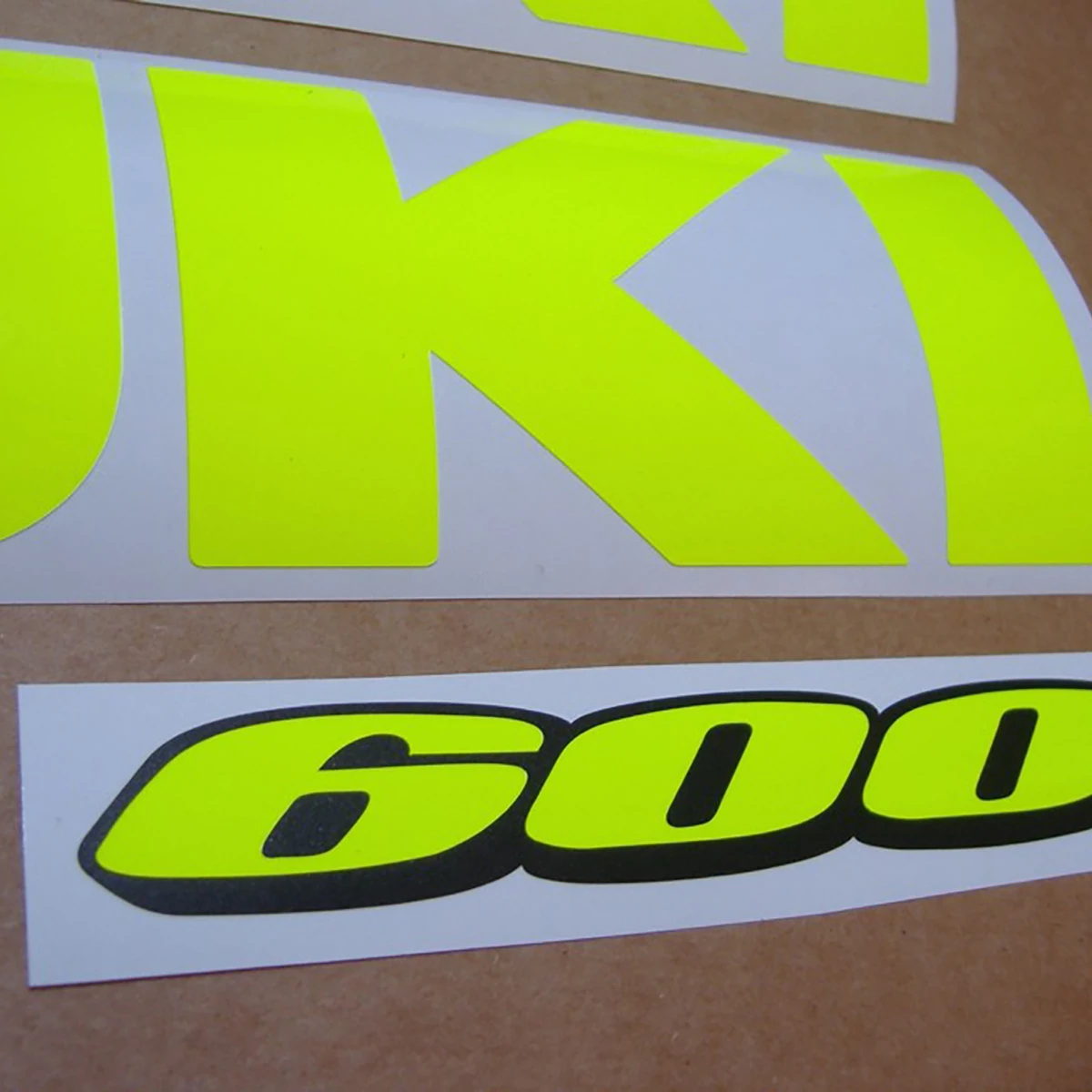 Ű GSXR 600 ƼĿ Į ũ ΰ Ʈ,    ŰƮ