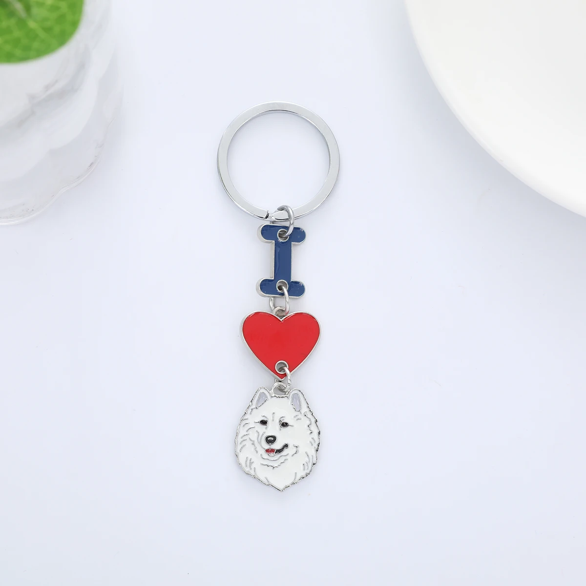 cute-cartoon-dog-metal-keychain-for-men-women-gift