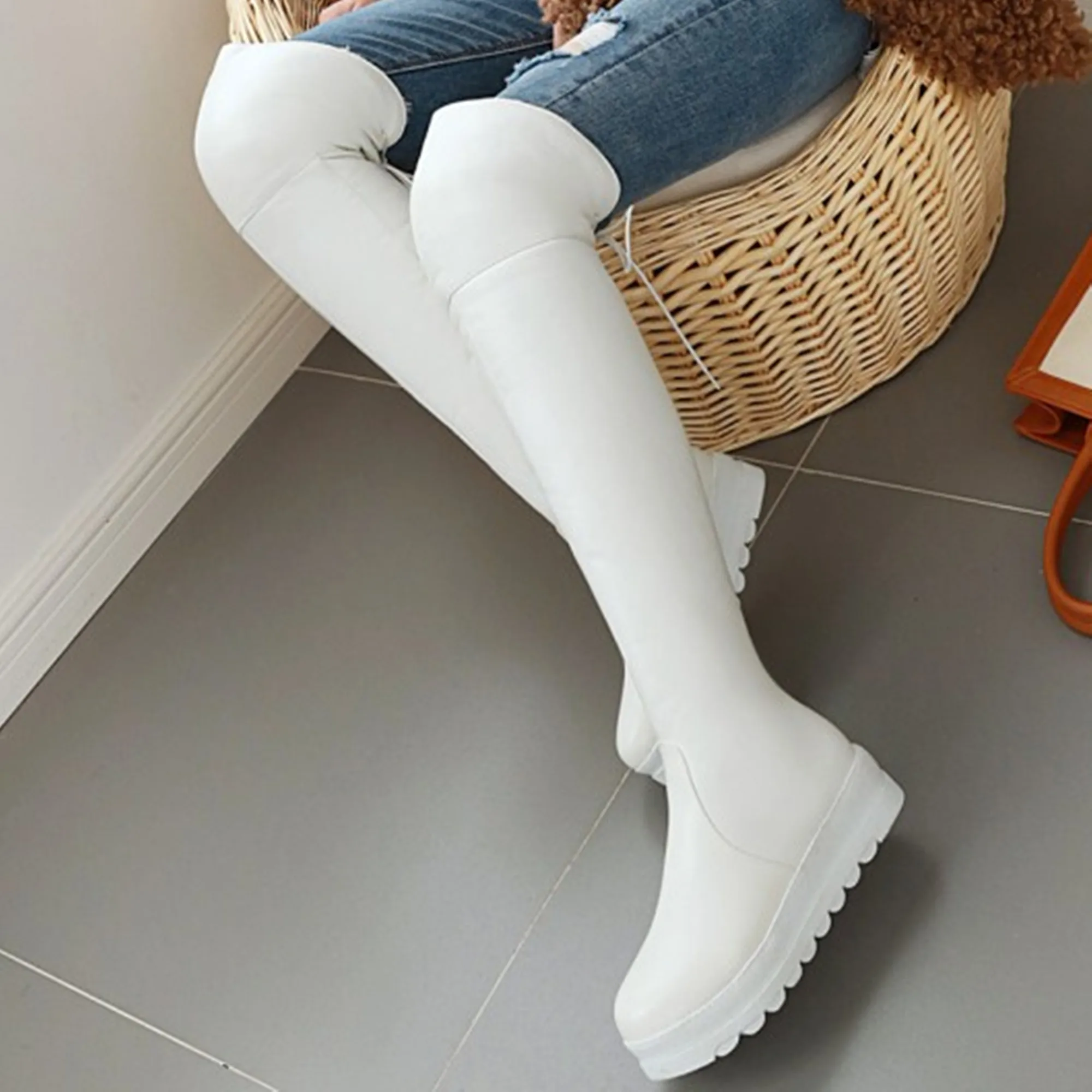 

Зимние Сапоги выше колена на толстом плюшевом каблуке, с круглым носком, на молнии, с задним ремешком, женские длинные сапоги