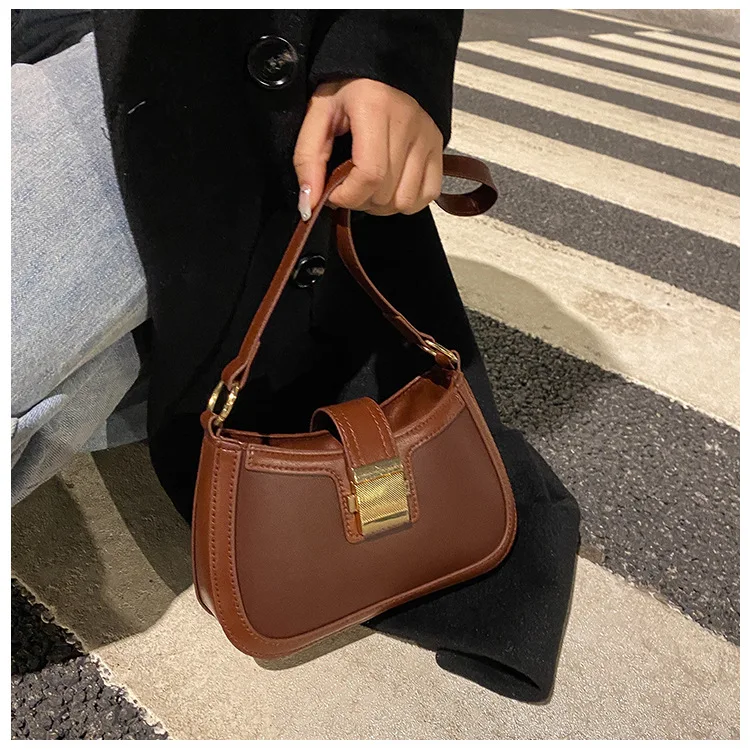 Vintage Style Ladies Shoulder Bag Lacquer Leather Handbag_voghion.com