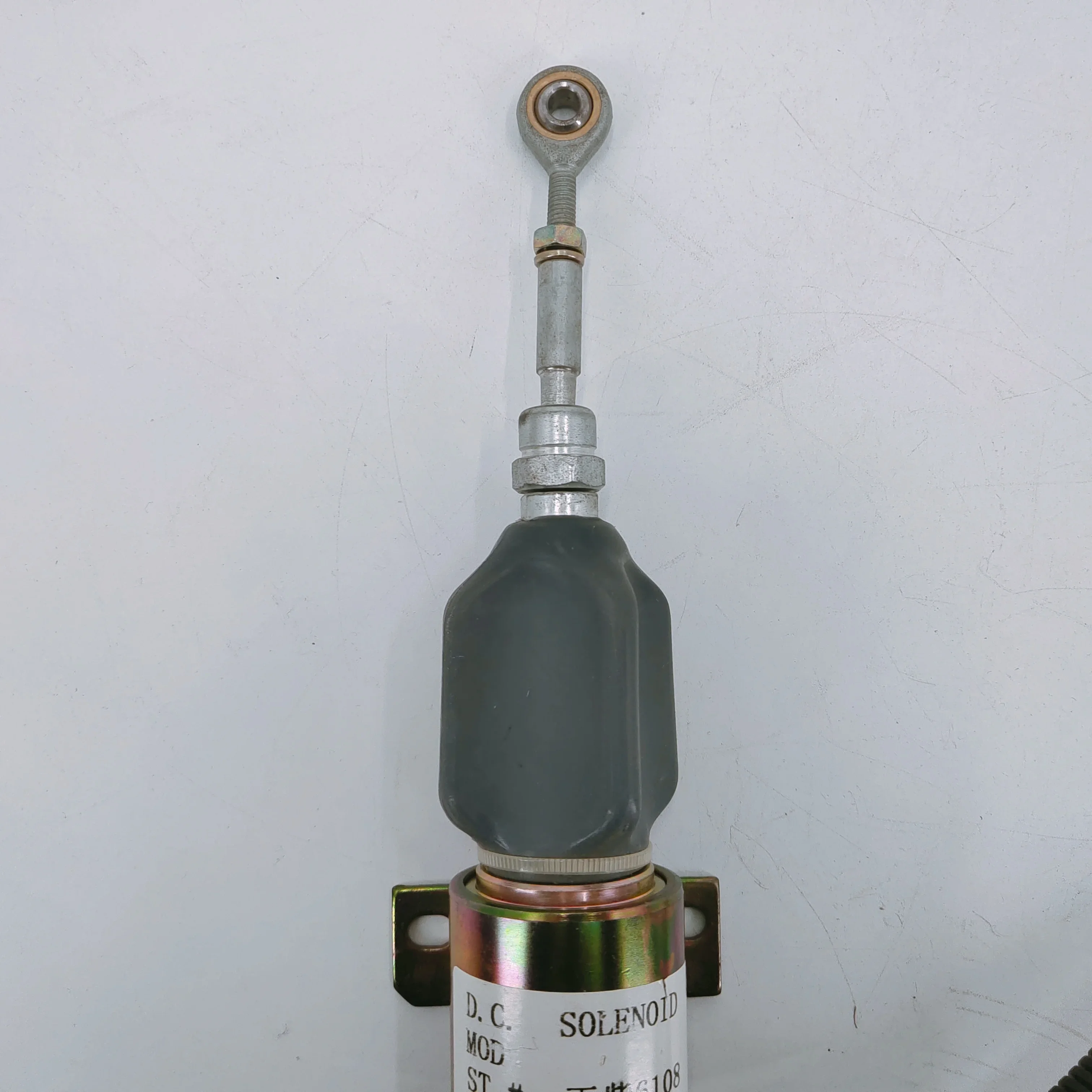 For excavator accessories Yuchai YC 50 60 85 135-8 flameout solenoid valve switch oil stop valve oil stop
