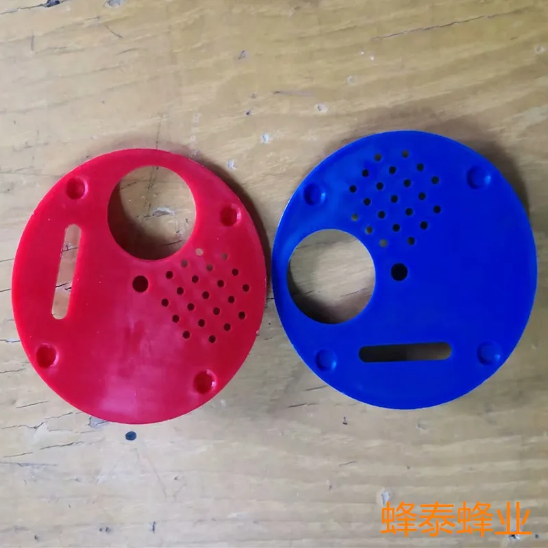 100Pcs Beehive Door Pass Bee Hole Round Rotating Bee Outlet Plastica Hive Door Ventilazione/Bee Outlet Tool
