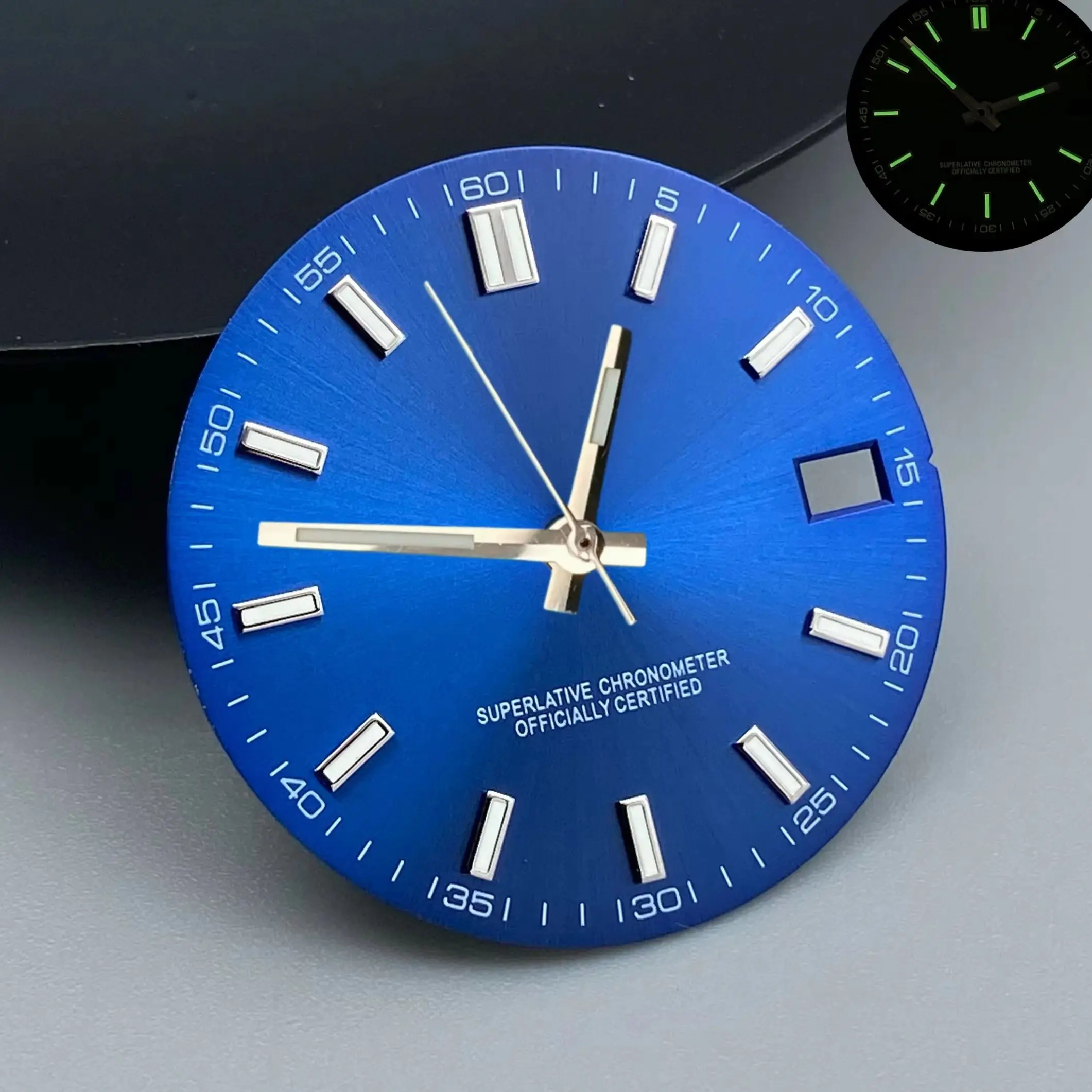Green Luminous 28.5MM Watch Dial with Hands - NH35/NH36 Movement-Compatible Watch Accessory