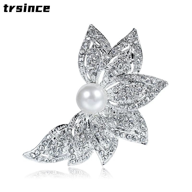 

Luxury Fashion Pearl Brooches Hot Selling All-match Rhinestone Snowflake Love Moon Flower Brooch Pin Alloy Silver-plated Jewelry