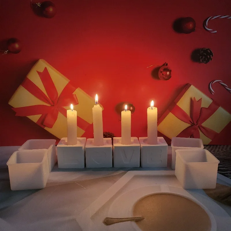 

Силиконовая форма для подсвечника с надписью «LOVE»