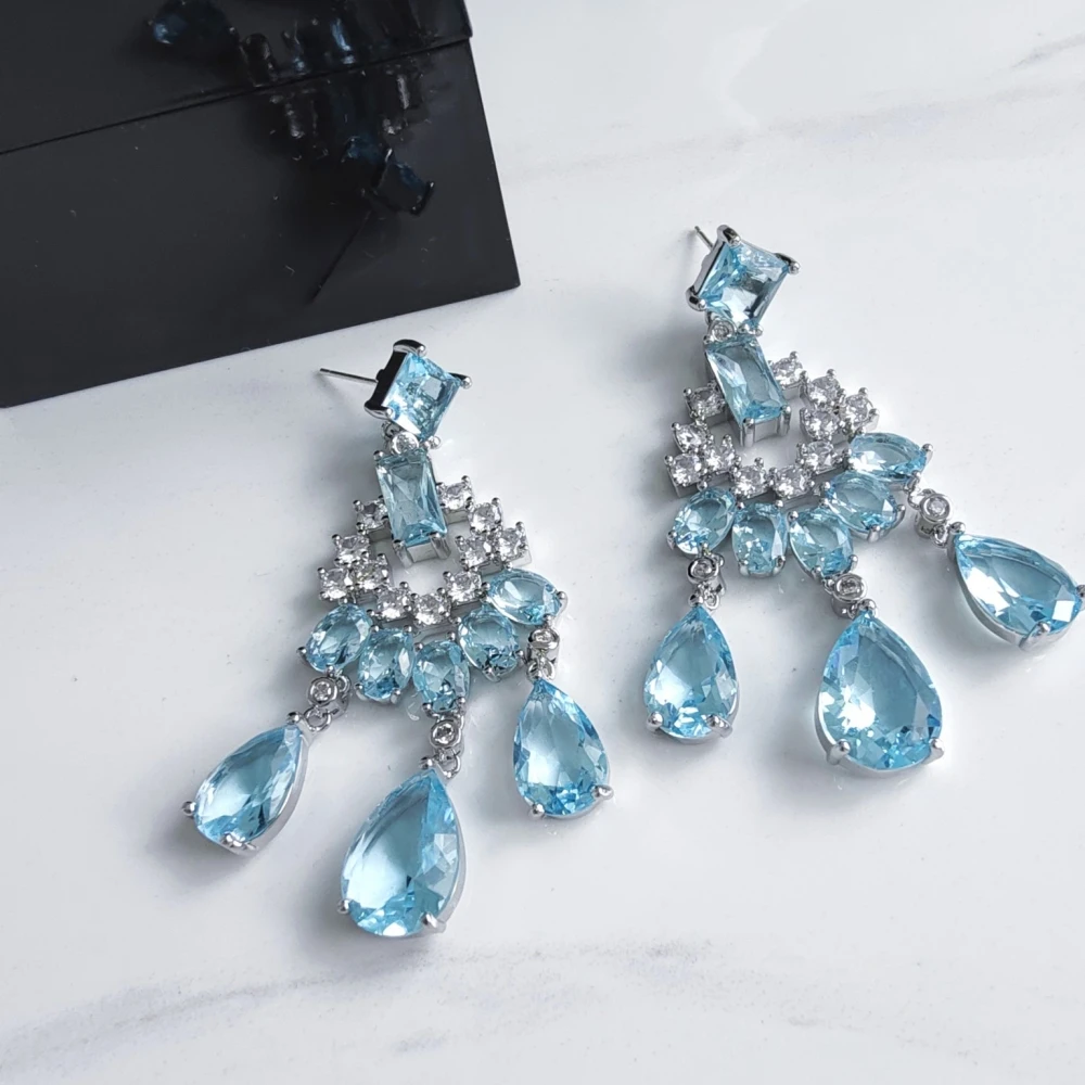 

Zircon Inlaid Luxury Imitation Crystal Sky Blue Dynamic Tassel Large Water Droplets Earrings Wedding Party Accessories