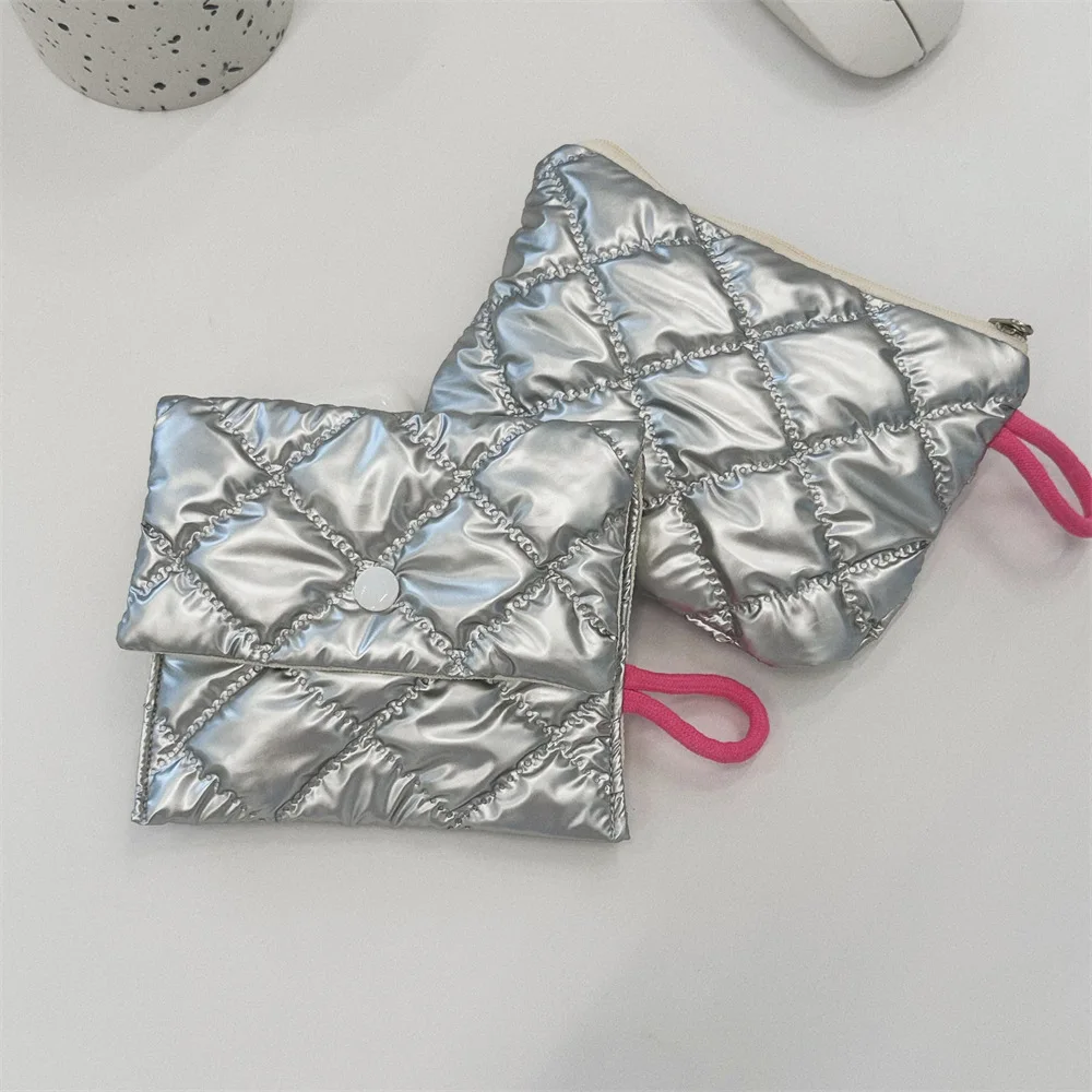 Silver Love Clutch Bag Cute Coin Bag Coin Purse Wallet Mini Makeup Bags Pouch Key Lipstick Earphone Data Cable Storage Bag
