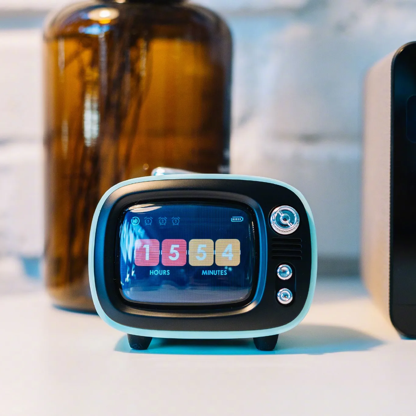 

Синяя Bluetooth-Колонка LOFREE TV, Беспроводная портативная ретро-ТВ-модель, будильник