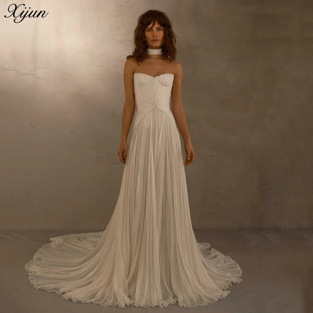 

Xijun Sexy Sweetheart A Line Wedding Dresses Modern Strapless Pleats Bridal Gowns With Train Simple Bride Dress Robe De Mariage