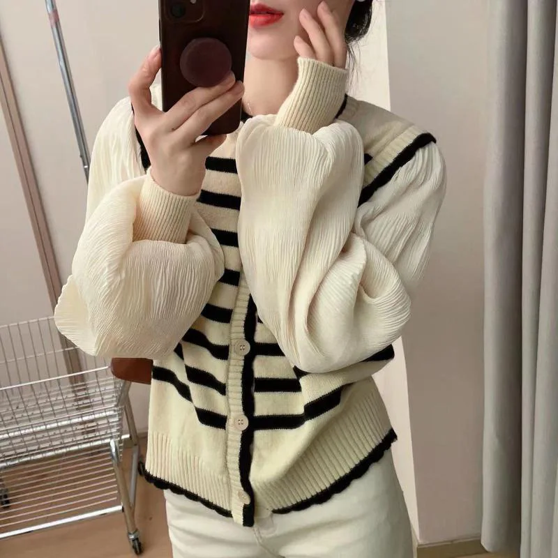 

Sweet Stitching Chiffon Sleeves Fake Two-Piece Knitted Cardigan Women Design Sense Color Matching Striped Sweater Bottom Shirt