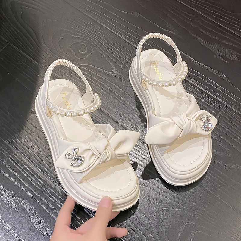 Hot Selling Sandals for Women in Summer Thick Soled Fairy Style Pearl Beach Shoessoft Soled Fashion Roman Shoes Platform Sandals