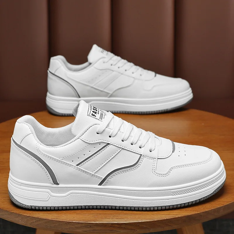 

Autumn Spring Sneakers Men 2024 Nwe Vulcanized Shoes Platform Fashion White Leather Shoes Casual Sneakers Male Chaussure Homme