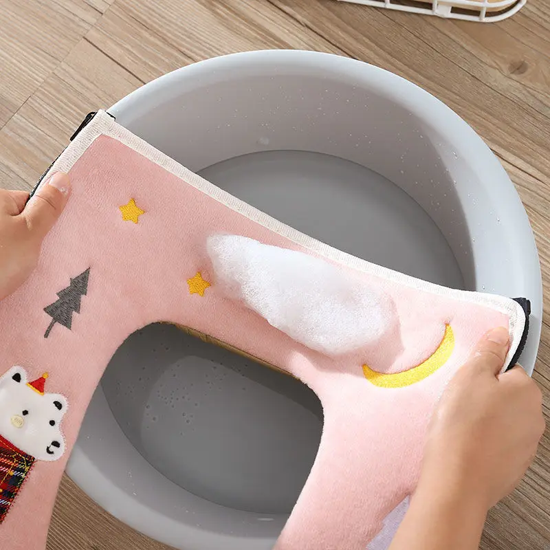 【Happier】 Cute Cartoon Bathroom Toilet Seat Cover Universal Thickened Plush Toilet Cushion Overcoat Zip Toilet Case Mat Household Supplies. 