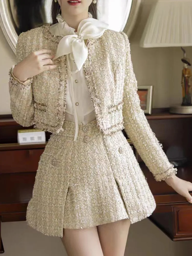 

High Quality French Vintage Small Fragrance Two Piece Set Women Gold Short Jacket Coat Exquisite Skirt Suits Luxury Brand Sets